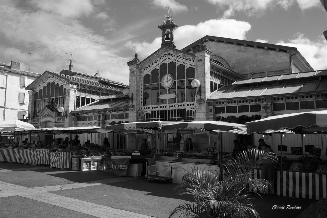 Les Apparts de Charly-Le Duplex du Marché La Rochelle  Esterno foto