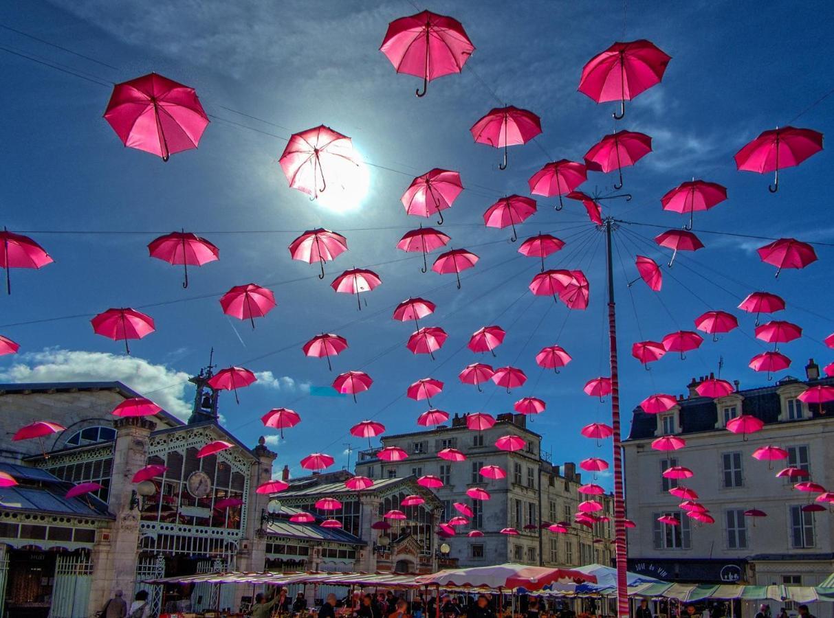 Les Apparts de Charly-Le Duplex du Marché La Rochelle  Esterno foto
