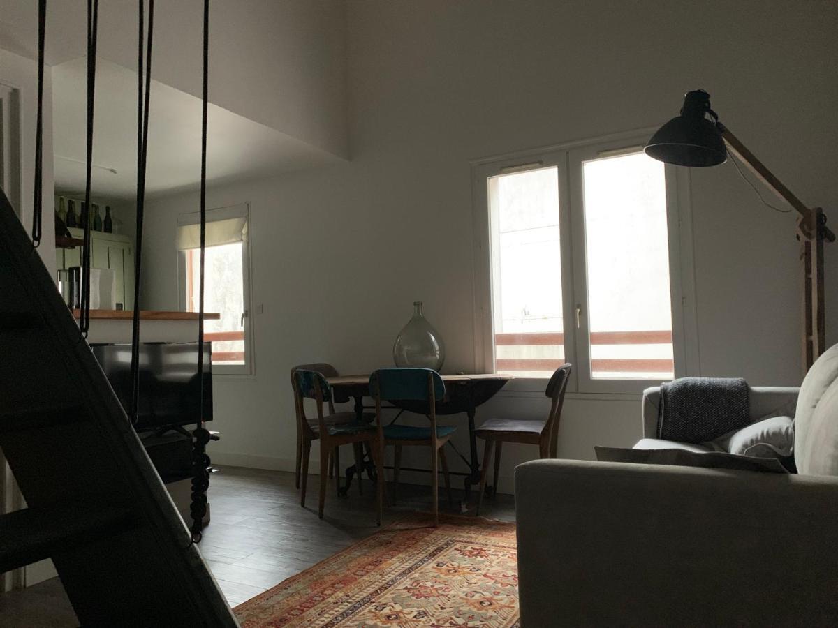 Les Apparts de Charly-Le Duplex du Marché La Rochelle  Esterno foto